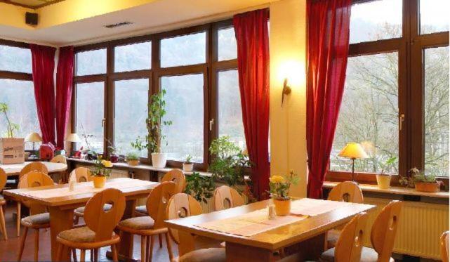Hotel Zum Neckartal Heidelberg Exterior photo
